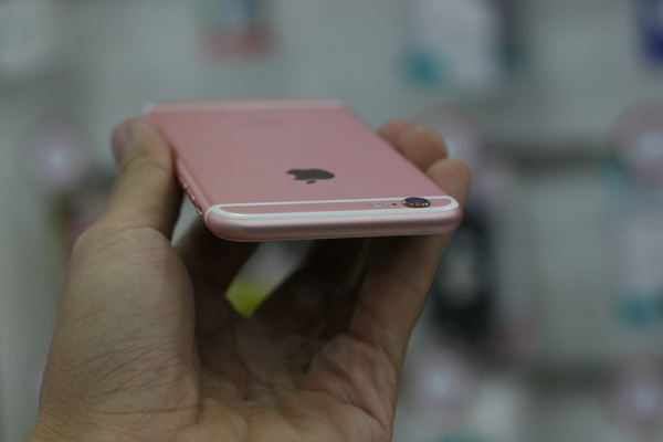 Chiêm ngưỡng iPhone 6s màu hồng tại Việt Nam Máy ép kính màn hình điện thoại di động nhập khẩu